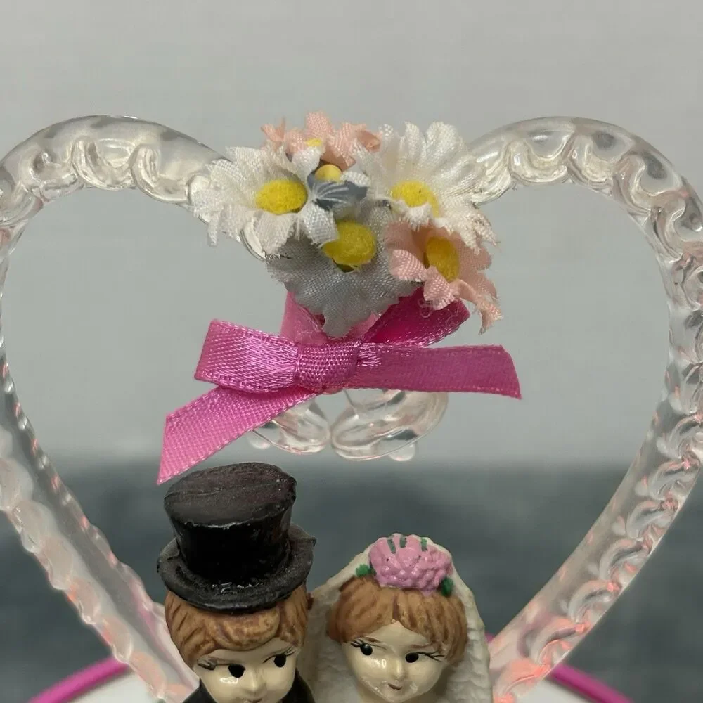 Musical Rotating Wedding Decoration Bride And Groom Lights Up Classic